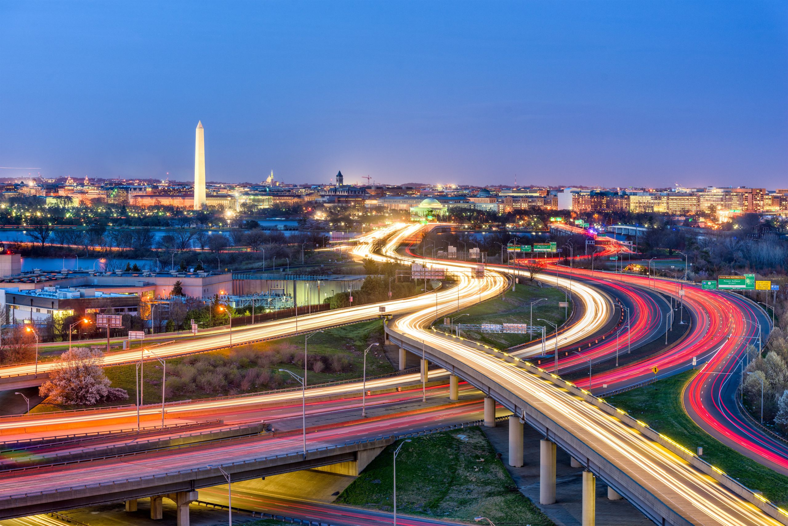 DC skyline rush hour at dusk